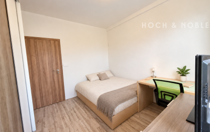 Staré Mesto, kde počuť len stromy – 3i byt, 85 m², 2 balkóny, Tabaková