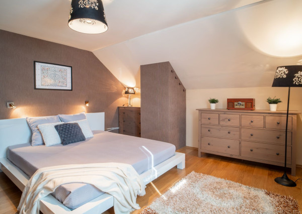 Investícia aj životný štýl – reprezentatívny Rodinný Dom v top lokalite Semmering.