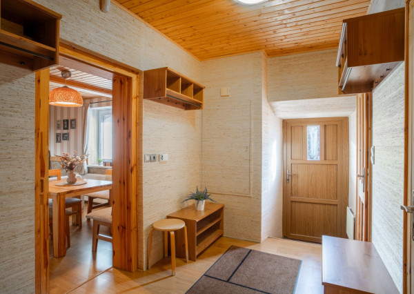 Investícia aj životný štýl – reprezentatívny Rodinný Dom v top lokalite Semmering.