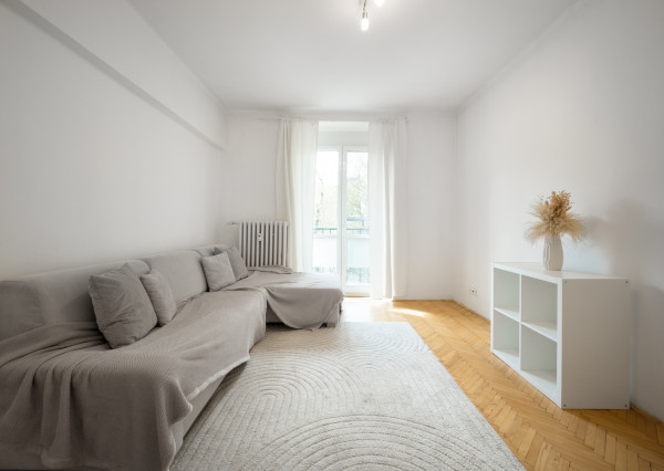 TOP LOKALITA STARÉ MESTO: ZREKONŠTRUOVANÝ 2-IZBOVÝ BYT PRI SLOVENSKOM ROZHLASE.