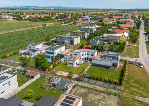 EXKLUZÍVNA 5-izbová vila so slnečnou terasou a 3 kúpeľňami v Rakúskom Deutsch Jahrndorfe!