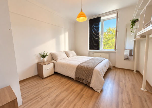 Staré Mesto, kde počuť len stromy – 3i byt, 85 m², 2 balkóny, Tabaková