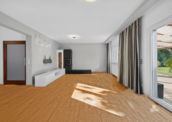 Dom pre rodinu, ktorá chce viac: 5 izieb, krb a 720 m² záhrady v Burgenlande pri Bratislave